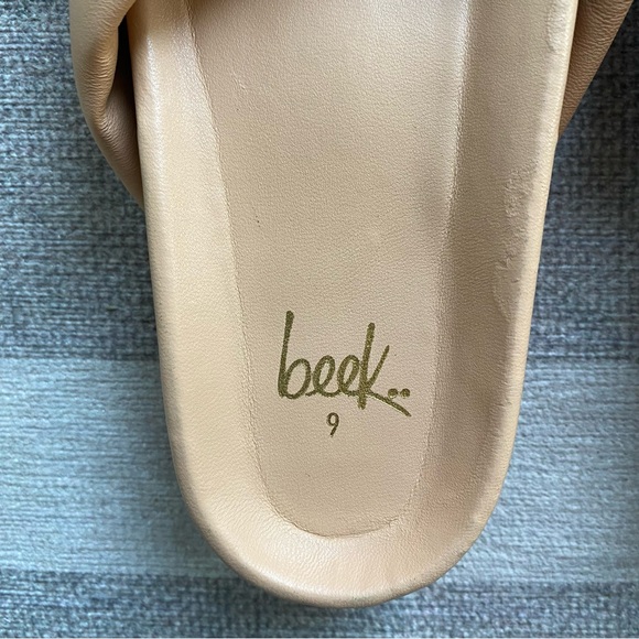 Beek Rhea Slide Sandals in Beach - Picture 5 of 9